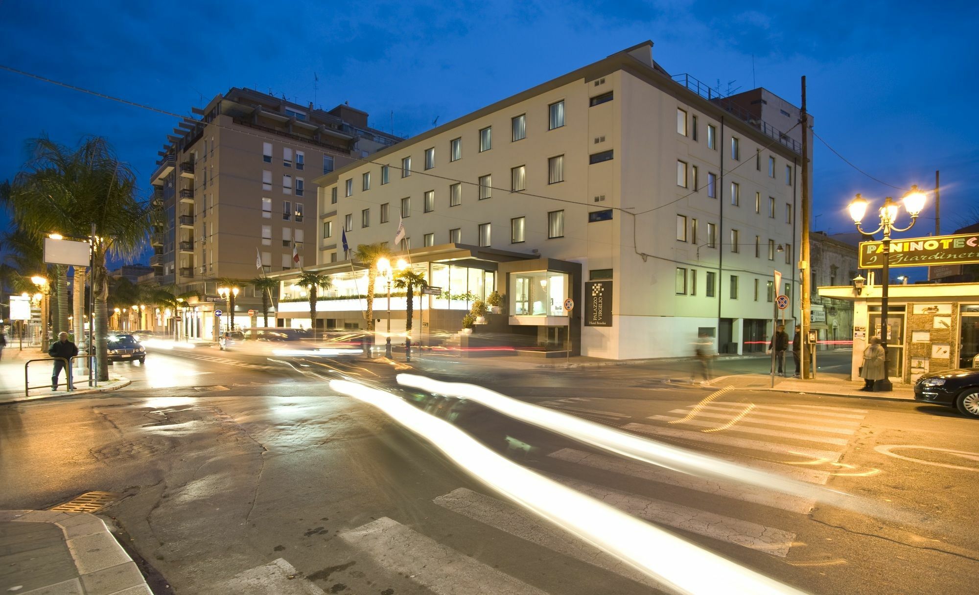 Hotel Palazzo Virgilio Brindisi Zewnętrze zdjęcie
